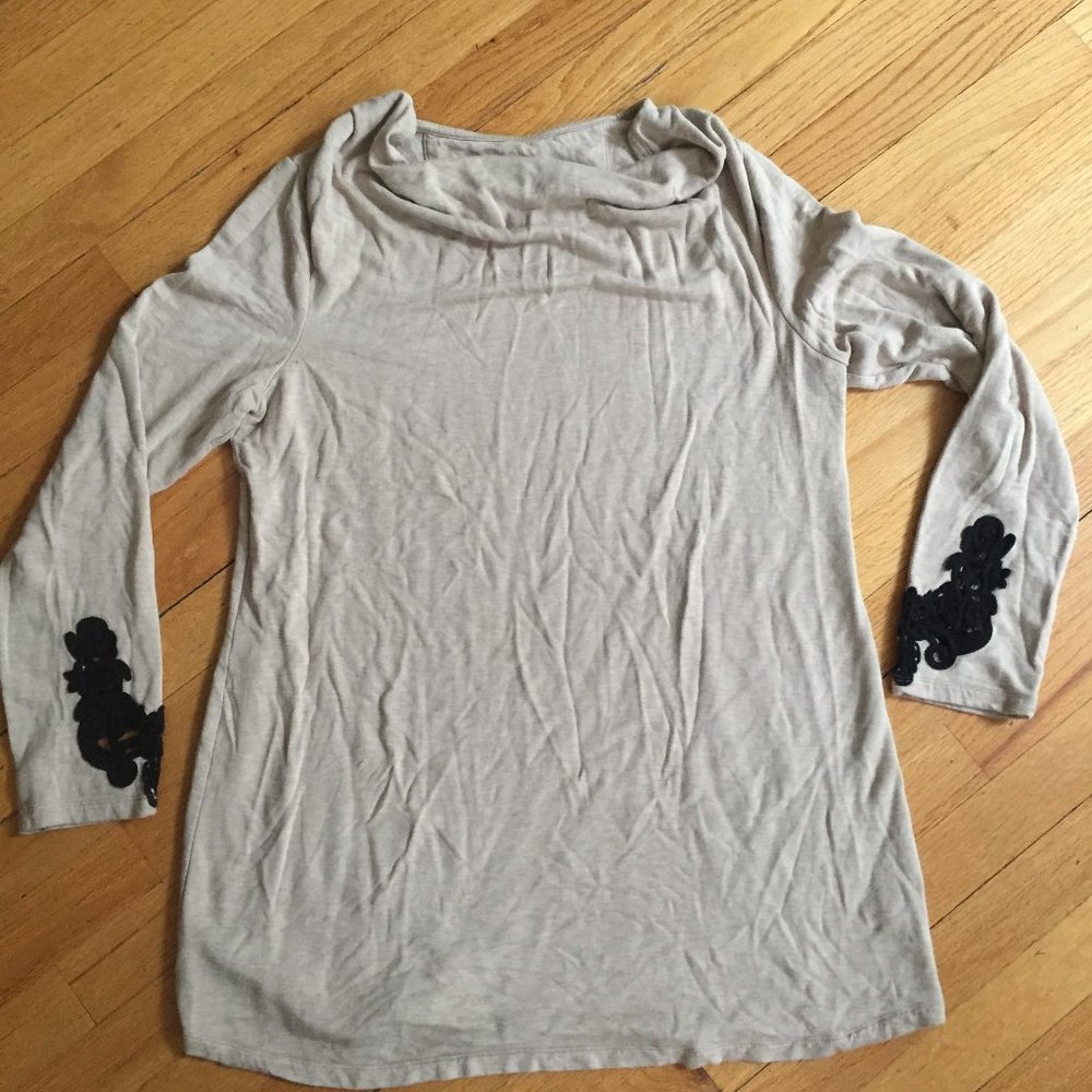 Soma Live. Lounge. Wear. Fleece Tunic With Lace Applique Heather Gold